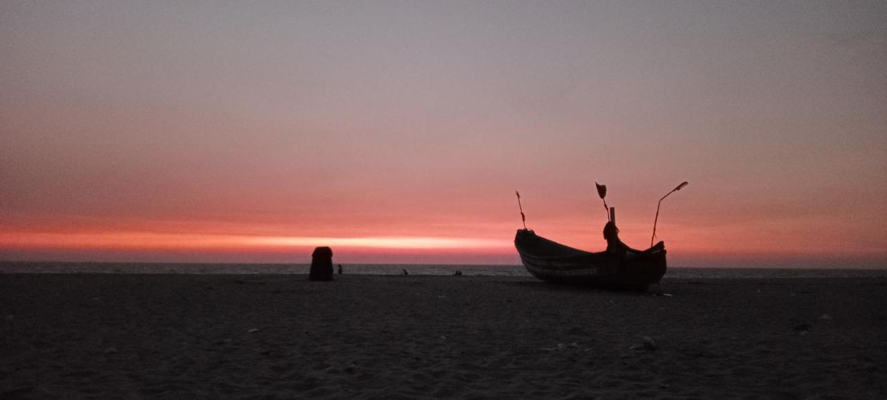 Beachcampers Only For Foreign Traveler'S Alappuzha 외부 사진